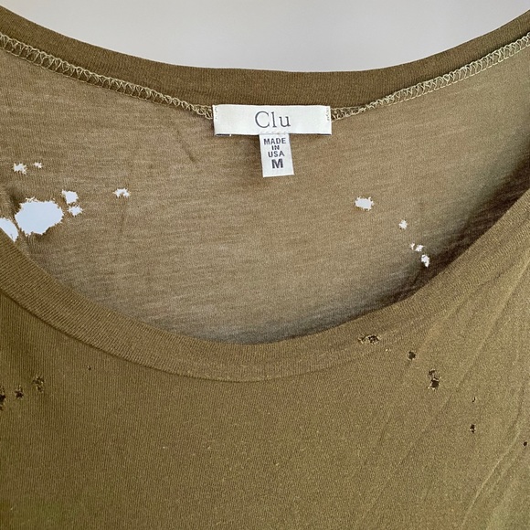 CLU TANK W/ HOLES - Picture 2 of 5